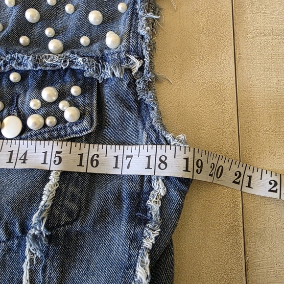 POL Mixed Wash Pearl & Rhinestone Distressed Denim Vest - Picture 5 of 12